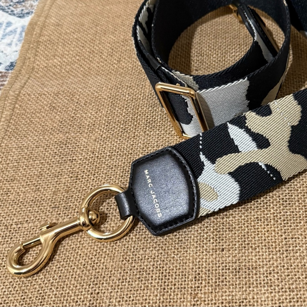 MARC JACOBS Camo Strap with GOLD Hardware. Excellent condition.
